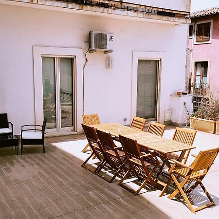 Suite Con Terrazza In Centro Storico Catánia Buitenkant foto