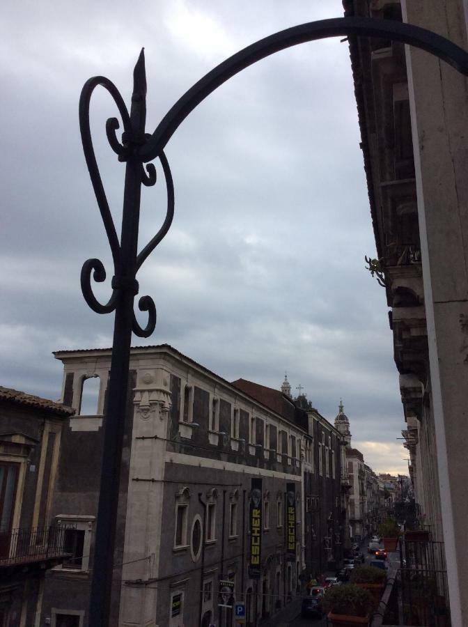 Suite Con Terrazza In Centro Storico Catánia Buitenkant foto